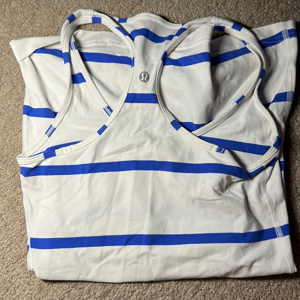 Lululemon Tank!!